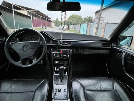 Mercedes-Benz E 320 1993 года за 3 000 000 тг. в Алматы – фото 10