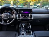 Kia Sorento 2022 года за 16 500 000 тг. в Караганда – фото 2