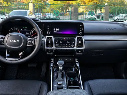 Kia Sorento 2022 года за 16 500 000 тг. в Караганда – фото 2