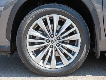 Toyota Highlander 2020 года за 20 900 000 тг. в Алматы – фото 22