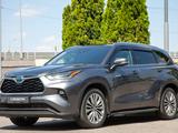 Toyota Highlander 2020 года за 20 900 000 тг. в Алматы – фото 2