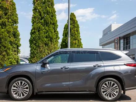 Toyota Highlander 2020 года за 20 900 000 тг. в Алматы – фото 4