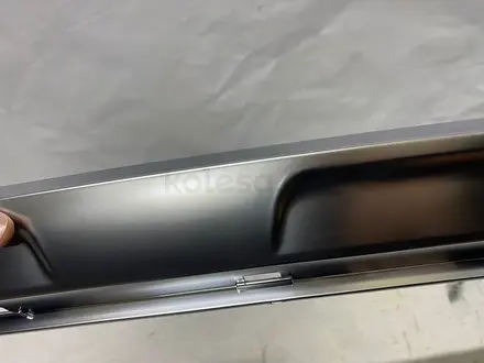 Молдинг решетки радиатора бампер Lexus RX хром никель ободок нижний за 65 000 тг. в Алматы – фото 4