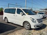 Hyundai Starex 2011 года за 8 000 000 тг. в Шымкент – фото 2