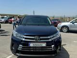 Toyota Highlander 2016 года за 10 000 000 тг. в Атырау – фото 5