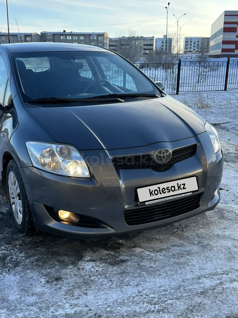 Тойота Auris, 2007