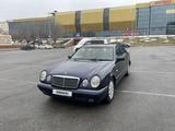 Mercedes-Benz E 280 1998 годаүшін3 450 000 тг. в Тараз – фото 2