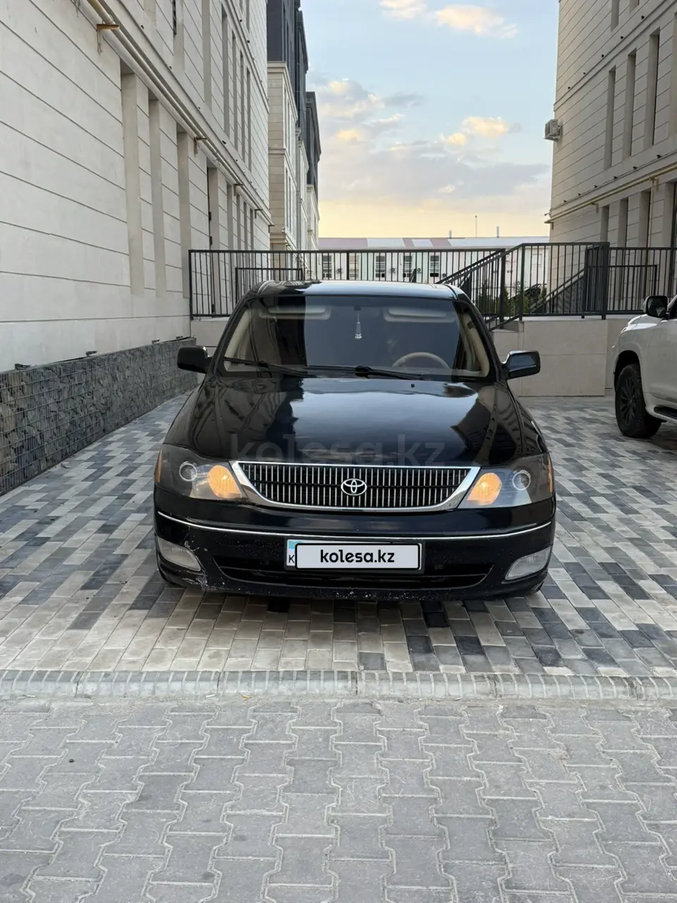 Toyota Avalon, 2002