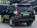 Toyota Land Cruiser Prado 2012 года за 15 590 000 тг. в Актобе – фото 4