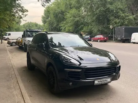 Porsche Cayenne 2018 года за 27 000 000 тг. в Алматы – фото 2