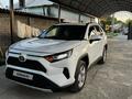 Toyota RAV4 2020 года за 18 200 000 тг. в Алматы – фото 3