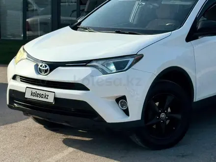 Toyota RAV4 2016 года за 6 500 000 тг. в Актау – фото 2