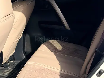 Toyota RAV4 2016 года за 6 500 000 тг. в Актау – фото 11