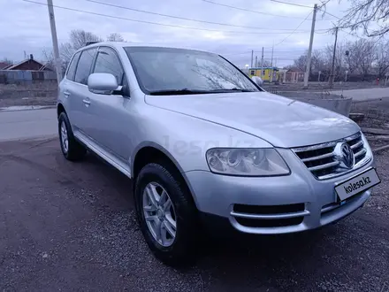 Volkswagen Touareg 2006 года за 4 700 000 тг. в Караганда – фото 3