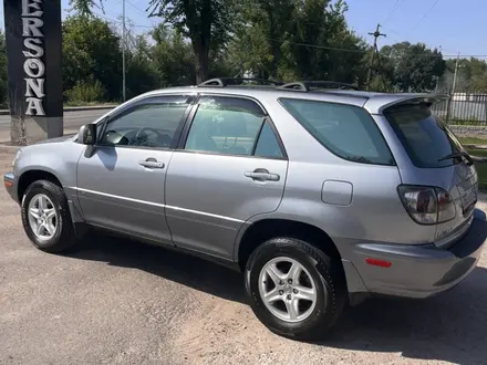 Lexus RX 300 2001 года за 6 700 000 тг. в Алматы – фото 2