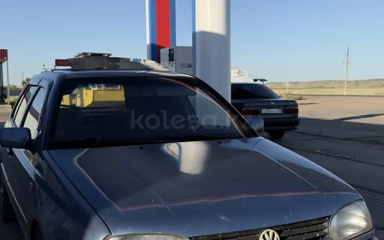 Volkswagen Golf 1992 годаfor1 350 000 тг. в Караганда