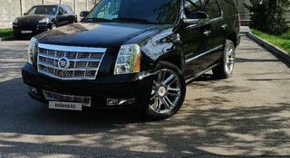 Cadillac Escalade 2013 года за 19 000 000 тг. в Алматы