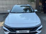 Hyundai Elantra 2024 годаfor8 500 000 тг. в Алматы – фото 3