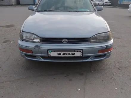 Toyota Camry 1995 года за 1 600 000 тг. в Семей – фото 2