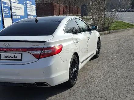 Hyundai Grandeur 2011 года за 8 300 000 тг. в Шымкент – фото 4