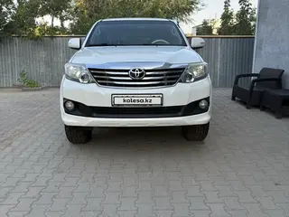 Toyota Fortuner, 2013
