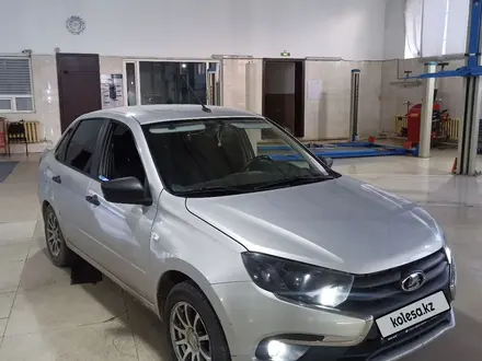 ВАЗ (Lada) Granta 2190 2019 года за 3 400 000 тг. в Семей – фото 2