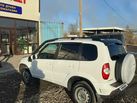 Chevrolet Niva 2010 года за 3 400 000 тг. в Жезказган – фото 2