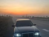 Mercedes-Benz C 180 1994 годаfor1 900 000 тг. в Тараз – фото 2