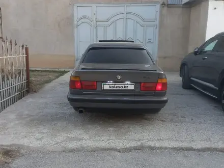 BMW 525 1990 года за 1 800 000 тг. в Семей – фото 2