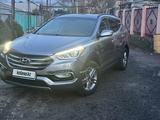 Hyundai Santa Fe 2016 года за 9 400 000 тг. в Алматы