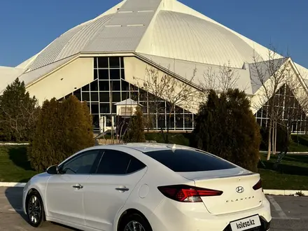 Hyundai Elantra 2020 года за 9 300 000 тг. в Шымкент – фото 3