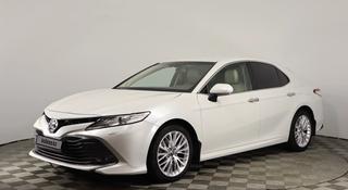 Toyota Camry 2018 года за 14 400 000 тг. в Астана