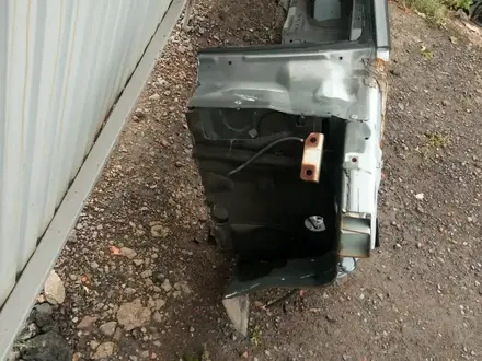 Левая боковая часть кузова Mitsubishi Pajero v23 за 50 000 тг. в Караганда – фото 2