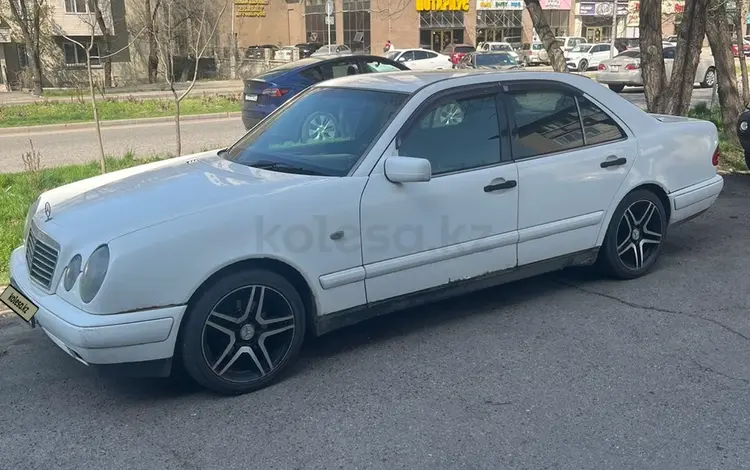 Mercedes-Benz E 230 1996 года за 1 500 000 тг. в Алматы