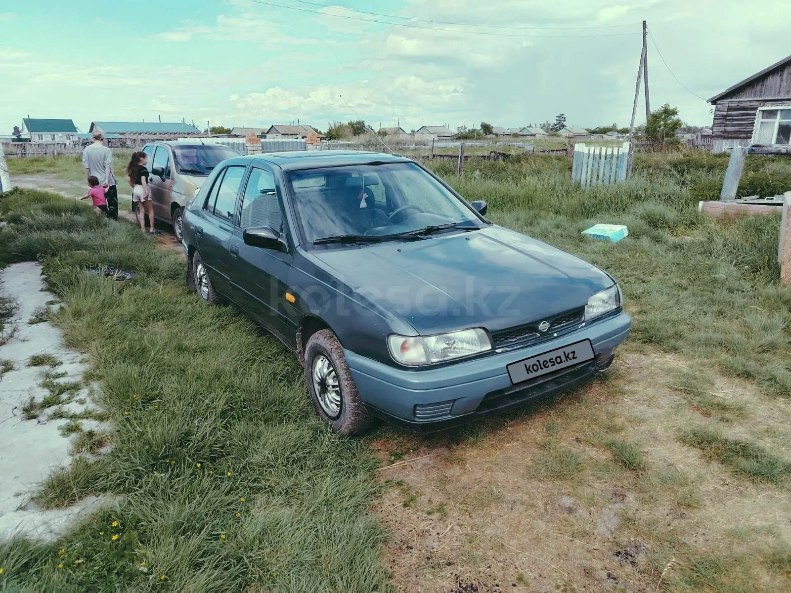 Nissan Sunny, 1996