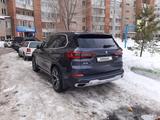 BMW X5 2018 года за 32 500 000 тг. в Усть-Каменогорск – фото 4