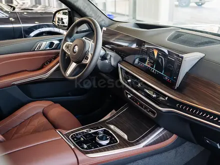 BMW X7 XDrive 40i 2025 года за 82 385 639 тг. в Астана – фото 12