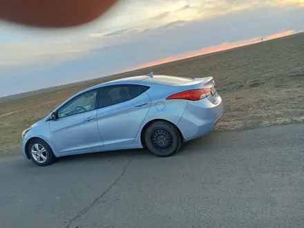 Hyundai Elantra 2011 года за 5 100 000 тг. в Атырау – фото 2