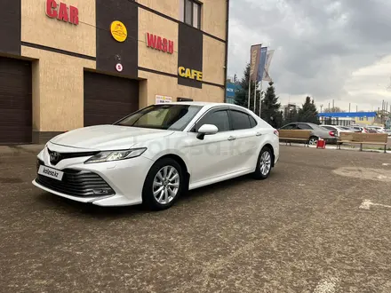 Toyota Camry 2019 года за 13 500 000 тг. в Уральск – фото 13