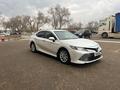 Toyota Camry 2019 года за 13 500 000 тг. в Уральск – фото 3