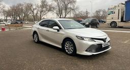 Toyota Camry 2019 года за 13 500 000 тг. в Уральск – фото 3