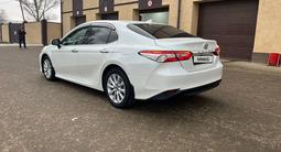 Toyota Camry 2019 года за 13 500 000 тг. в Уральск – фото 5