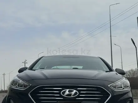 Hyundai Sonata 2018 года за 6 300 000 тг. в Шымкент – фото 3