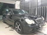 Mercedes-Benz C 180 2002 годаүшін2 900 000 тг. в Алматы – фото 2