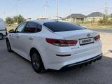 Kia Optima 2019 года за 7 500 000 тг. в Шымкент – фото 3