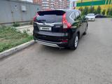 Honda CR-V 2016 года за 9 600 000 тг. в Уральск – фото 2