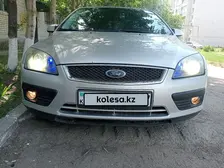 Ford Focus, 2005