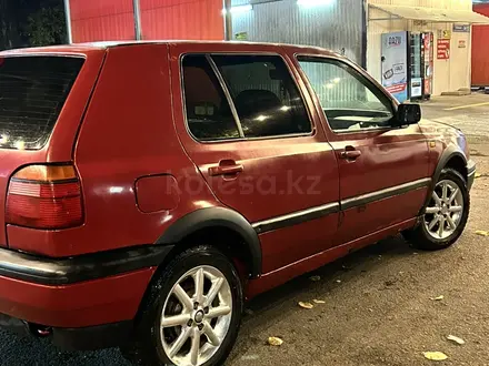 Volkswagen Golf 1993 года за 1 950 000 тг. в Алматы – фото 4