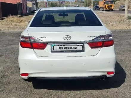 Toyota Camry 2017 года за 11 500 000 тг. в Жезказган – фото 5