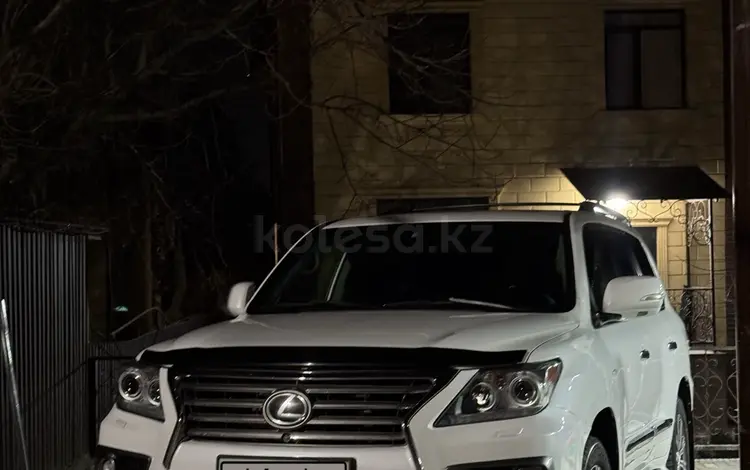 Lexus LX 570 2011 года за 22 000 000 тг. в Астана